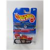 Image 4 : LOT OF 5 HOTWHEEL TOYS (37 BUGATTI, TREADATOR, 95 CAMARO, ETC…)