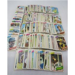 LOT OF BASEBALL CARDS (O-PEE-CHEE) *YANKEES, CUBS, RANGERS, PADRES, ETC* (9.5" HIGH STACK)