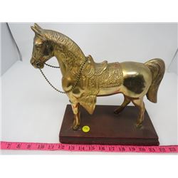 BRASS HORSE STATUE (LEGS HAVE BEEN GLUED/REPAIRED)