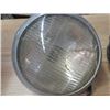Image 2 : LOT OF 2 HEADLIGHTS (VINTAGE) *UNKNOWN YEAR OR MODEL* (1 CRACKED)