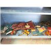 Image 7 : BLUE STREAK METAL CABINET (WITH KEY) *61" X 33" X 13"*
