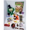 Image 2 : LOT INCLUDING A CHILDRENS BOOK, PUPPETS, MISC PLASTIC TOYS