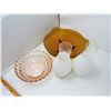 Image 1 : LOT OF 2 COLORED BOWLS (PINK & AMBER, 2 LAMP CHIMNEYS)