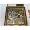 Image 2 : LOT OF WORLD COINS AND KEYCHAINS (VARIOUS CURRENCIES) *MOLSON CANADIAN, MUM, ETC*