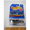 Image 2 : LOT OF 5 HOT WHEELS (DOUBLE VISION, STREET BEAST, FIREBIRD, 1963 T-BIRD, 2004 CHEVY FLEETLINE)