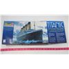 Image 4 : LOT OF 3 COLLECTABLE ITEMS (TITANIC MODEL WITH BOX) *4 PENS WITH BOX* (DAIRYLAND PLASTIC SIGN)