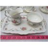 Image 3 : LOT OF 24 PIECES OF ROYAL ALBERT CHINA (TRANQUILITY) *1969* (7 X SMALL PLATES, SET OF 4 TEA CUPS AND