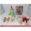 Image 1 : LOT OF 8 TOYS (VINTAGE CRIB TOY, THE OSBOURNES, ETC...)