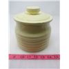 Image 4 : LOT OF 2 PIECES OF KITCHENWARE (CERAMIC) *COOKIE JAR AND COVERED BUTTER DISH*