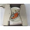 Image 3 : LOT OF 2 PLATES (BRADFORD EXCHANGE PLATE-WALKING THROUGH MERRIE ENGLANDE-NOTE OLD ENGLISH SPELLING) 