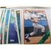 Image 6 : LOT OF BASEBALL CARDS (RED SOX, BLUE JAYS, FLEER 90, TOPPS, TIGERS, CHICAGO WHITE SOX, ETC) *7.5" HI