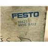 Image 2 : (2) FESTO 10421 MFHE-3-1/2 VALVE