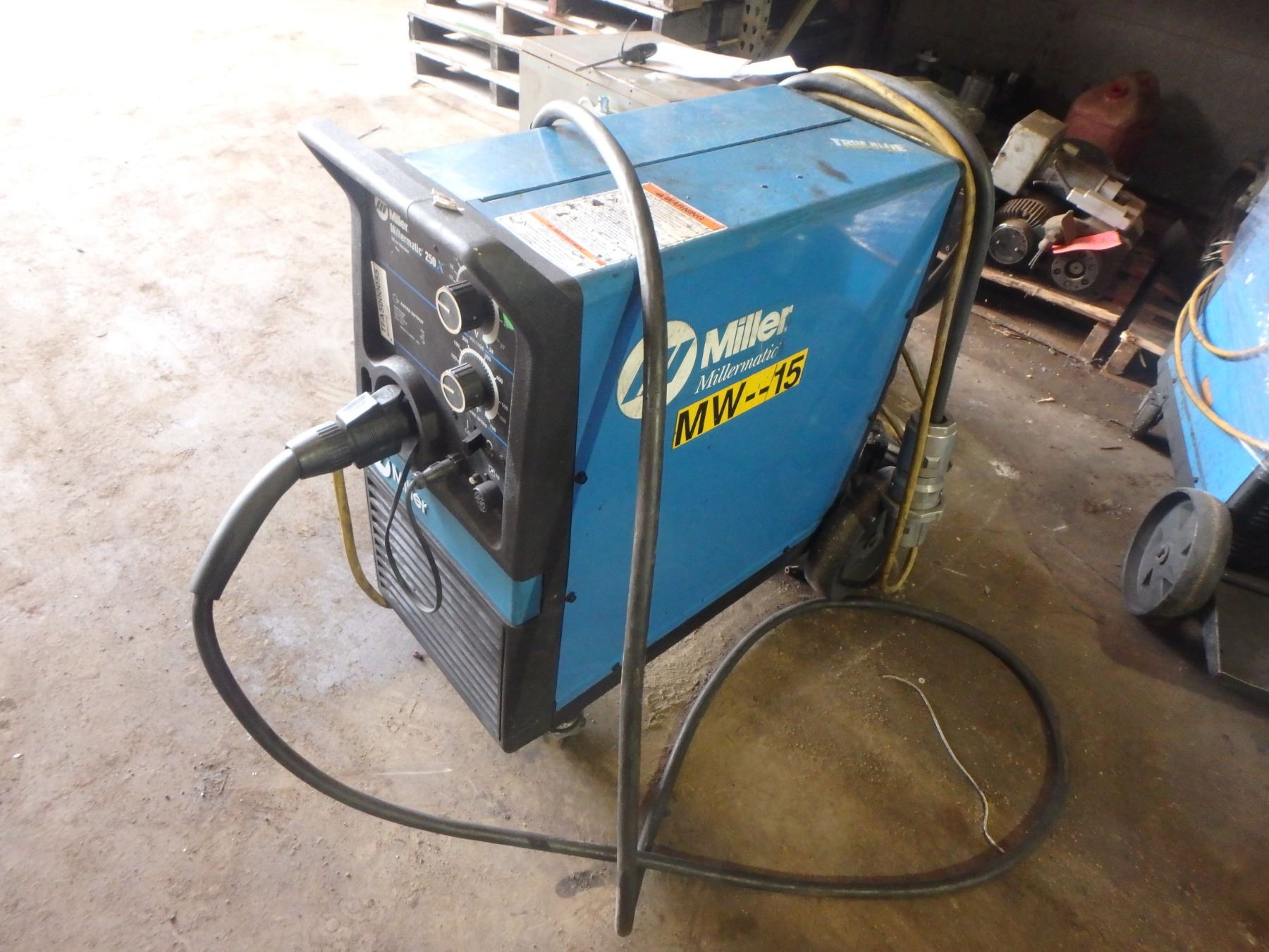 MILLER MILLERMATIC 250X WIRE WELDER