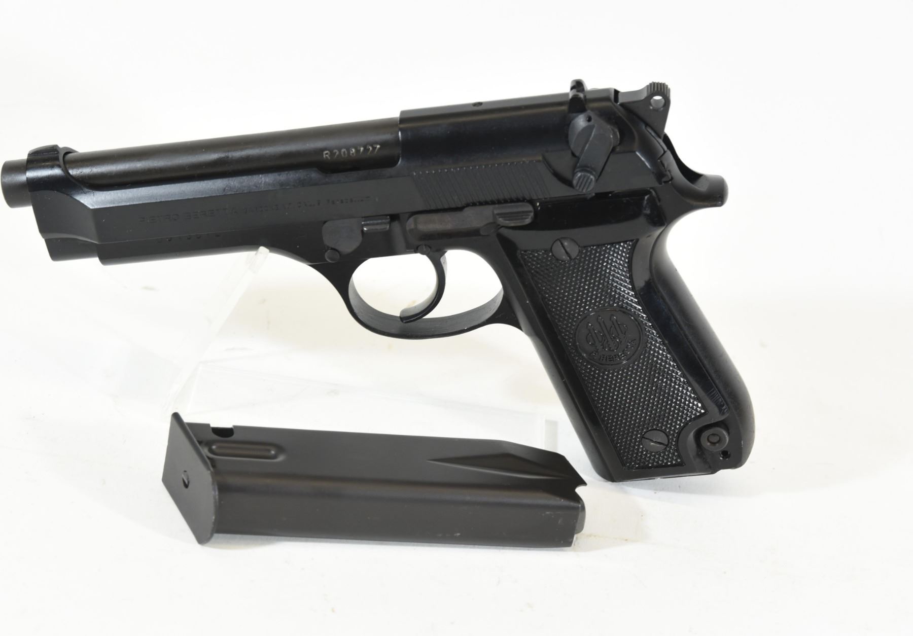 Beretta 92FS 9mm Inox | Stainless Steel, Made in Italy. 15 S Beretta 92FS 9mm Inox | Stainless Steel, Made in Italy. 15 S