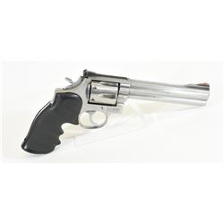 Smith & Wesson 686-3 Handgun