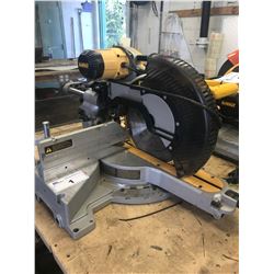 DEWALT 10  COMPOUND MITRE SAW