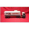 Image 2 : Vintage 16.5" Safewau Grocery Store Semi Truck and Trailer