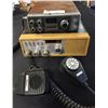 Image 2 : 2 Vintage CB Radios