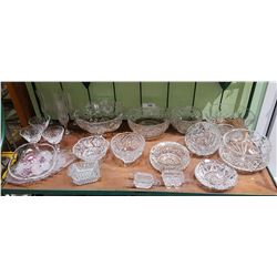 APPROX 23 PIECES PINWHEEL CRYSTAL