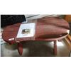 Image 1 : RED WOOD BENCH - MOVIE PROP