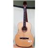 Image 1 : 6 STRING ACOUSTIC GUITAR - MOVIE PROP
