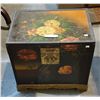 Image 1 : SMALL HAND PAINTED TRUNK