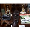 Image 2 : BOX LOT COLLECTIBLES