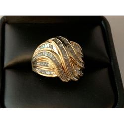 Ladies 10KT Gold, 1.52 carat baguette cut Diamond cluster ring (19-TH5984) Appraisal Certificate $6,