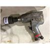 Image 1 : Chicago Pneumatic 1/2" Impact Wrench