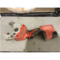 Milwaukee 12V PVC Shears with battery