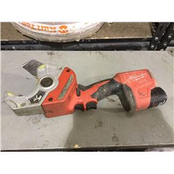 Milwaukee 12V PVC Shears with battery