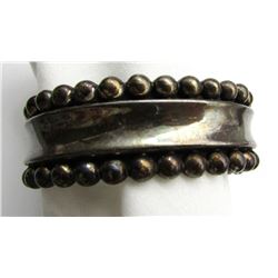 CHUNKY STERLING BANGLE WITH LEVER