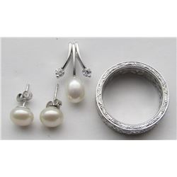 ANTIQUE STERLING RING & PEARL PENDANT