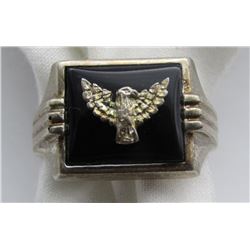 SIZE 13 MENS RING WITH ONYX STONE