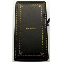 WWII AIR MEDAL IN ORIGINAL PRESENTATION