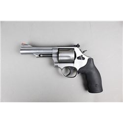 Smith & Wesson M69 Combat Magnum 44 Mag