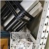 Image 2 : 5 BASKETS OF GRIDWALL AND SLAT HOOKS AND SHELFS