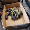 Image 1 : LOT OF KLEIN AND IDEAL INDUSTRIES SCREW DRIVERS