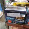 Image 2 : 2 LITTLE GIANT PUMPS