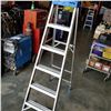 Image 3 : 6FT ALUMINUM A-FRAME LADDER