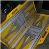 Image 2 : YELLOW FOLDING PICNIC TABLE