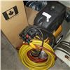 Image 1 : BOSTICH 1.5 HP 6 GALLON AIR COMPRESSOR