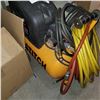 Image 2 : BOSTICH 1.5 HP 6 GALLON AIR COMPRESSOR