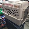 Image 3 : 2 PET KENNELS