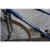 Image 2 : BLUE RALEIGH ROAD BIKE
