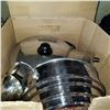 Image 2 : 2 BOXES OF POTS AND PANS