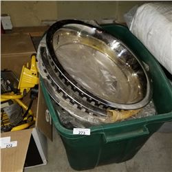 TOTE OF HUBCAPS