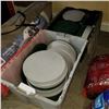 Image 1 : 2 CRATES OF PLASTIC DISCS