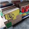 Image 2 : 5 BOXES OF RECORDS