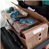 Image 1 : BOX OF DRYER BALLS